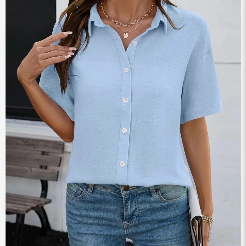 Everyday Light Blue Short Sleeve Button-Down Shirt - Picture 1 of 7